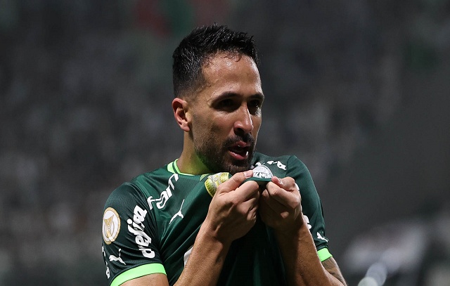 Palmeiras assume a liderança do Campeonato Brasileiro