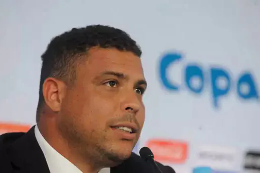 Ronaldo Fenômeno é diagnosticado com a covid-19 e fica fora do aniversário do Cruzeiro