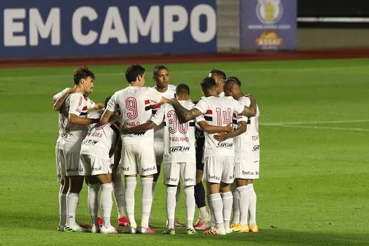 Luciano marca duas vezes e dá 1ª vitória ao São Paulo fora de casa no Brasileirão