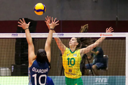 Brasil vence a Argentina na estreia do Campeonato Mundial sub-18