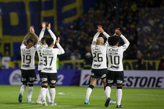 Corinthians quer encerrar seca de gols contra o Ceará antes de contar com Yuri Alberto