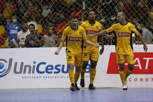 Liga Nacional de Futsal: Magnus e Cascavel se enfrentam hoje (12)