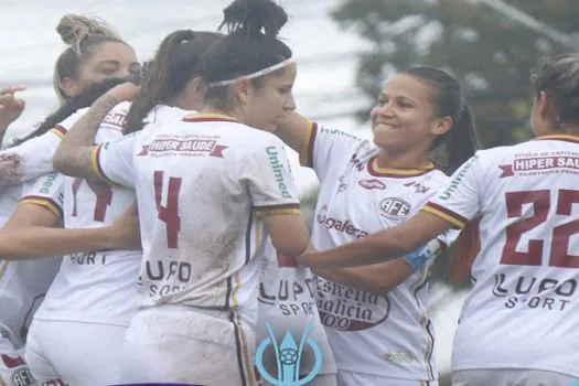 Brasileiro feminino: Ferroviária vence Athletico-PR e assume liderança