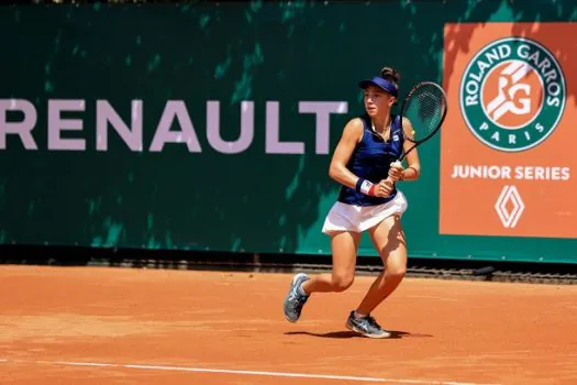 Tenista Pietra Rivoli é chamada para treinar com Time Brasil adulto na Alemanha