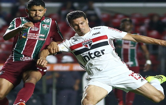 São Paulo e Fluminense empatam em jogo com primeiro tempo eletrizante