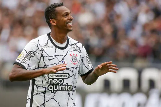 Campeonato Brasileiro: Corinthians derrotou o Santos por 2 a 0 e entrou no G4