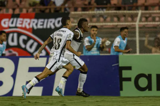 Campeonato Paulista:  Corinthians derrotou o Ituano por 3 a 2