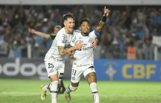 Campeonato Brasileiro: Santos derrotou a Chapecoense por 2 a 0