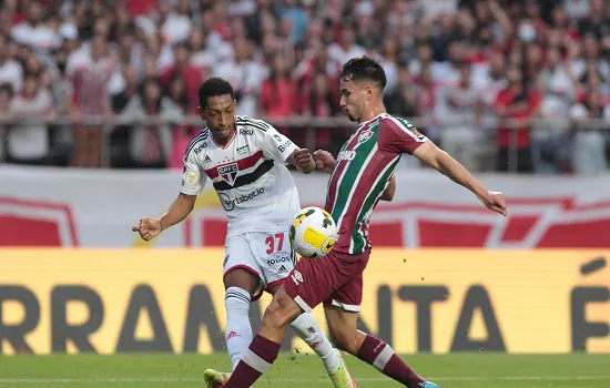 São Paulo e Fluminense empatam em 2 a 2 em disputa acirrada pelo Brasileirão