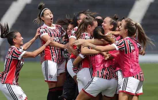 Corinthians e São Paulo empatam em clássico pelo Brasileirão Feminino