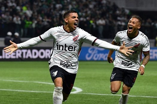 Libertadores: Athletico elimina Palmeiras e vai à final_x000D_