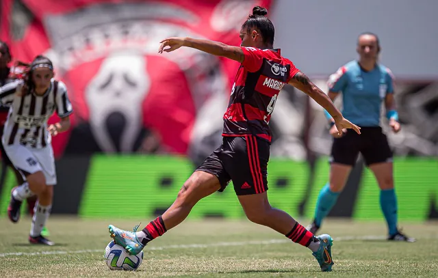 Fla faz 10 a 0 no Ceará para avançar na Supercopa do Brasil Feminina