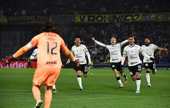 Corinthians supera Boca nos pênaltis e segue vivo na Libertadores