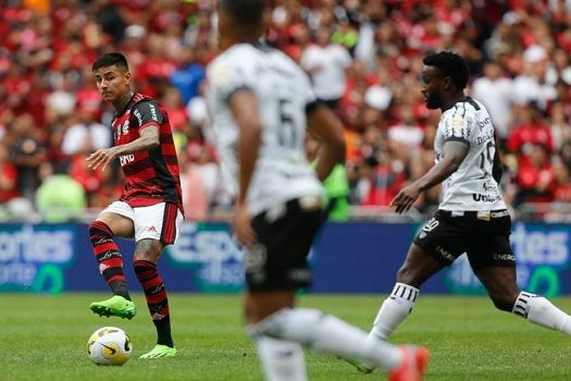 Flamengo empata com Ceará e perde oportunidade de se aproximar do Palmeiras