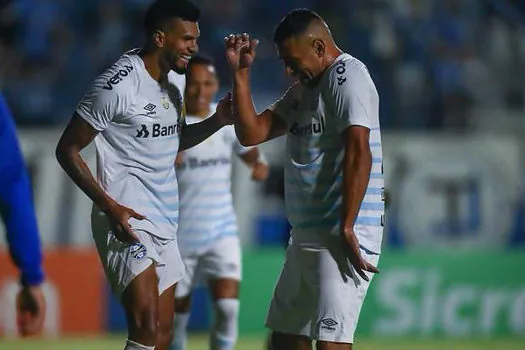 Campeonato Gaúcho: Grêmio derrota o Aimoré por 2 a 1