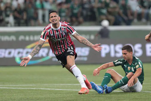 Brasileiro: São Paulo supera o Palmeiras por 2 a 0 e Ceará goleia Fortaleza por 4 a 0