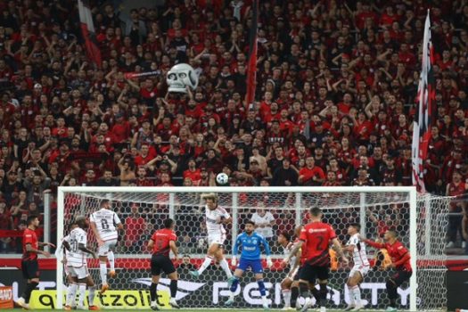 Copa do Brasil: Flamengo derrota Athletico por 2 a 0