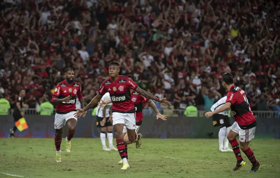 Flamengo derrotou o Corinthians por 1 a 0