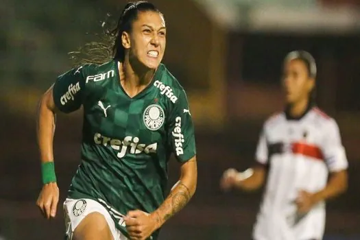 Brasileiro Feminino: Bia Zaneratto brilha e Palmeiras goleia por 7 a 1