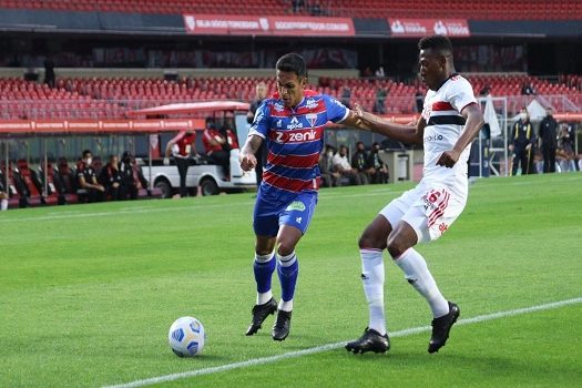 Fortaleza bate São Paulo e chega à 5ª vitória seguida no Brasileirão