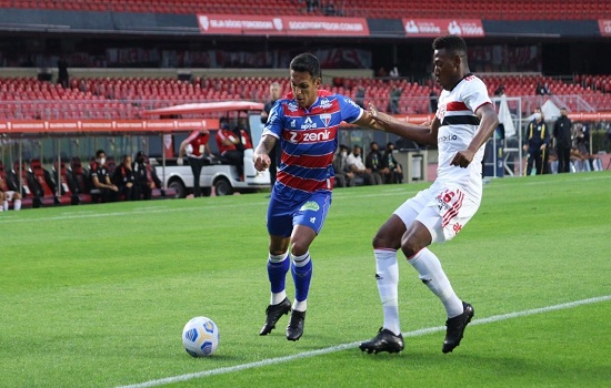 Fortaleza bate São Paulo e chega à 5ª vitória seguida no Brasileirão