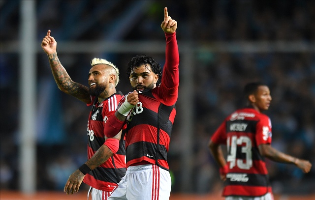 Flamengo cede empate ao Racing em jogo na Argentina