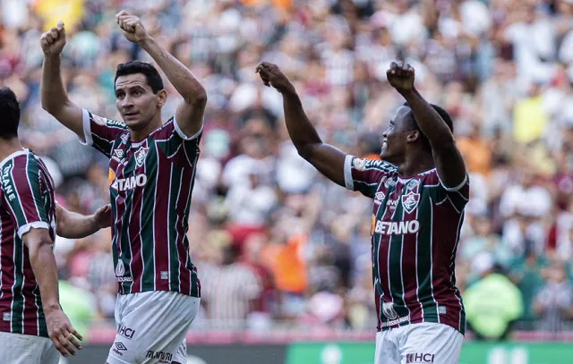 Fluminense derrota o Bragantino por 2 a 1