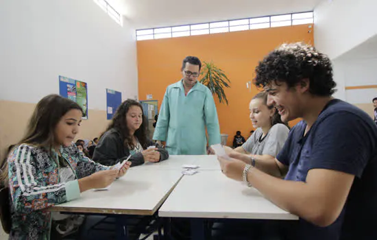 Jogos matemáticos estimulam alunos de Ribeirão Pires