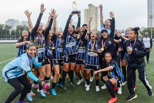 Em meio à Copa, futebol feminino de São Bernardo brilha e fatura ouro nos Jogos Regionais