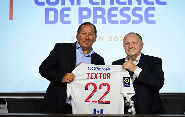 John Textor conclui compra do Lyon e planeja colaboração com o Botafogo