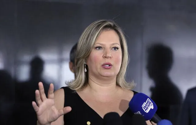 Ex-assessora denuncia ‘rachadinha’ no gabinete de Joice Hasselmann ao MPF-SP