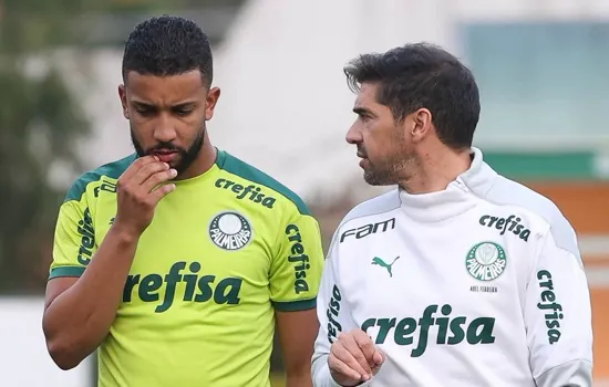 Jorge festeja sequência no Palmeiras em dia de visita da presidente Leila Pereira