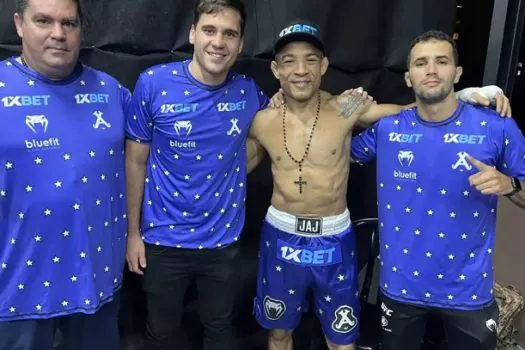 José Aldo estreia no boxe com vitória, mas atuação frente fraco rival decepciona