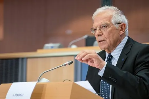 Borrell afirma que é preciso continuar aplicando sanções à Rússia