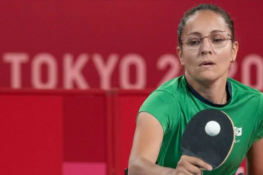 Joyce Oliveira disputa oitavas no tênis de mesa esta noite em Tóquio