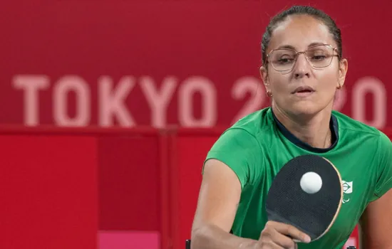 Joyce Oliveira disputa oitavas no tênis de mesa esta noite em Tóquio