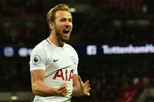 Na volta de Harry Kane ao time titular, Tottenham supera o Watford e lidera o Inglês