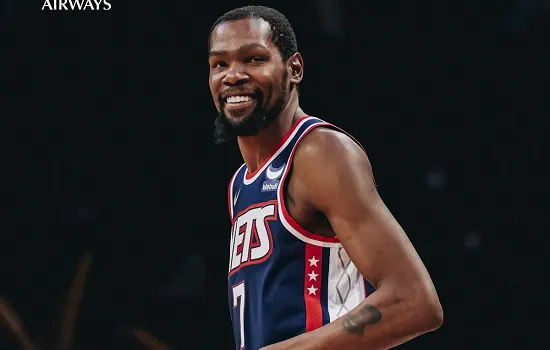 Com show de Kevin Durant