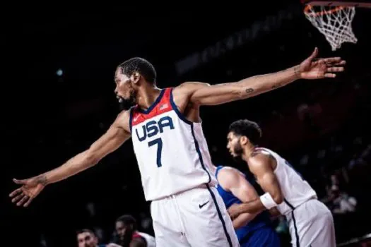 Estados Unidos vencem República Checa e avançam às quartas do basquete em Tóquio