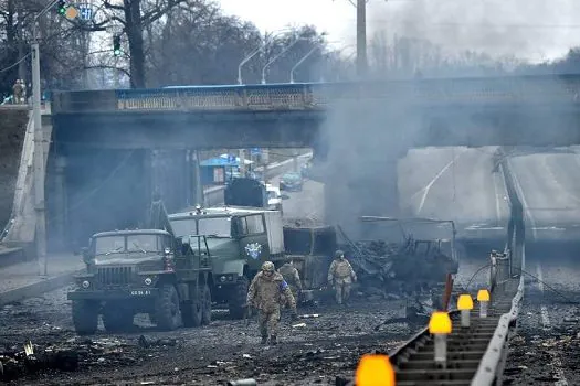 Ucrânia: Kiev é bombardeada antes de nova rodada de negociações sobre cessar-fogo