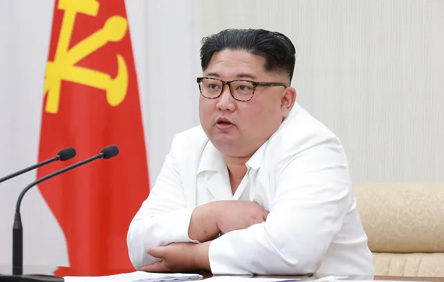 Kim ordena ampliação de arsenal nuclear norte-coreano