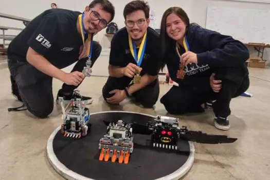 Equipe Kimauánisso, do IMT, conquista oito medalhas no Robogames