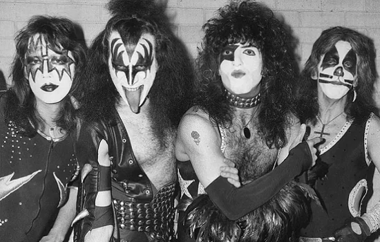 Turnê de despedida do Kiss desembarca no Brasil em abril