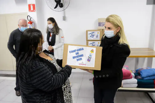 FSS de São Bernardo entrega kits de inverno para futuras mães na Casa da Gestante