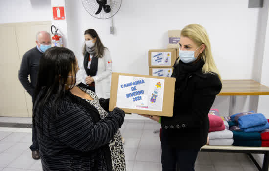 FSS de São Bernardo entrega kits de inverno para futuras mães na Casa da Gestante