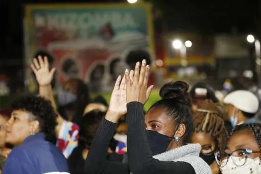 Uso da máscara é recomendação para curtir Show de Zeca Pagodinho no final de semana