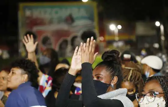 Uso da máscara é recomendação para curtir Show de Zeca Pagodinho no final de semana