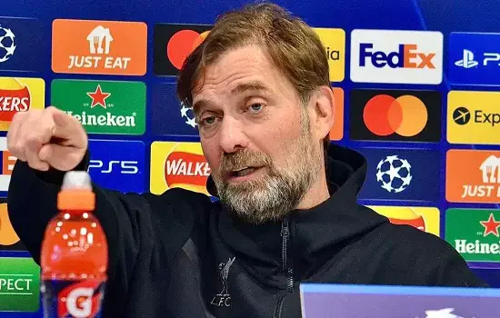 Klopp evita apontar favorito