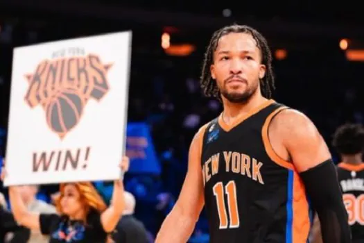 Knicks buscam virada após desvantagem de 21 pontos e batem os 76ers na NBA