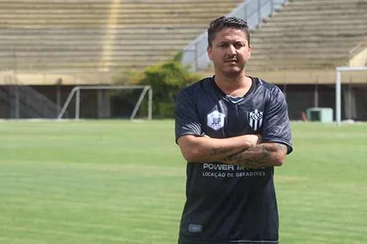 Agora auxiliar técnico, Laécio acerta chegada ao Cachorrão